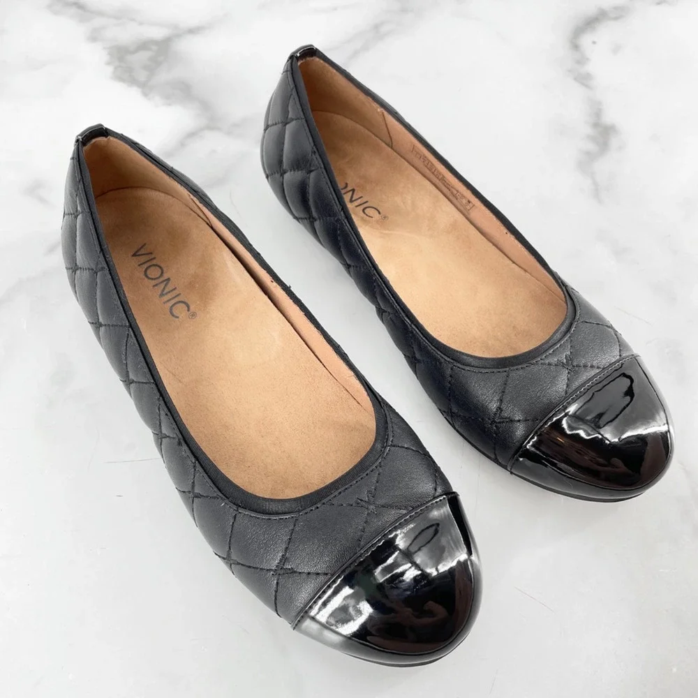 Vionic Womens Desiree Ballet Flats Shoes Black Quilted Cap Toe Leather Slip On 7